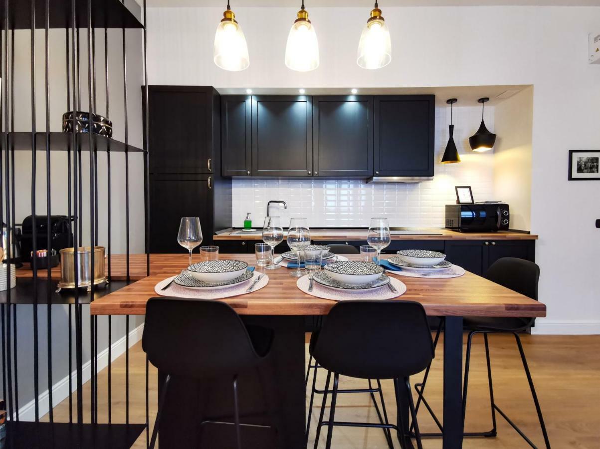 Chiclife - Florentin Downtown Apartment 베르가모 외부 사진